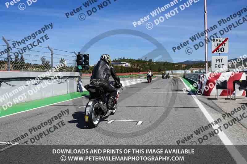 motorbikes;no limits;peter wileman photography;portimao;portugal;trackday digital images